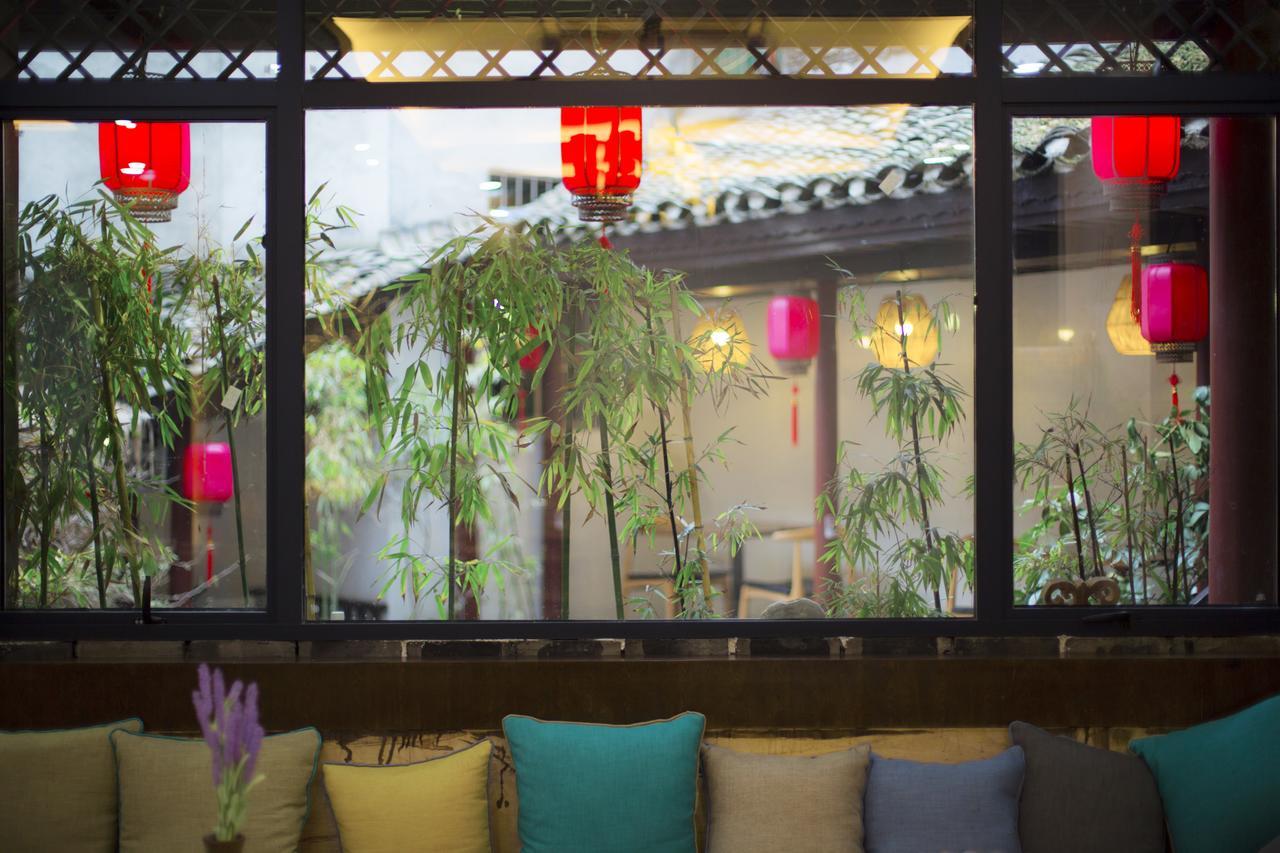 Fenghuang Poshan Inn Exterior photo